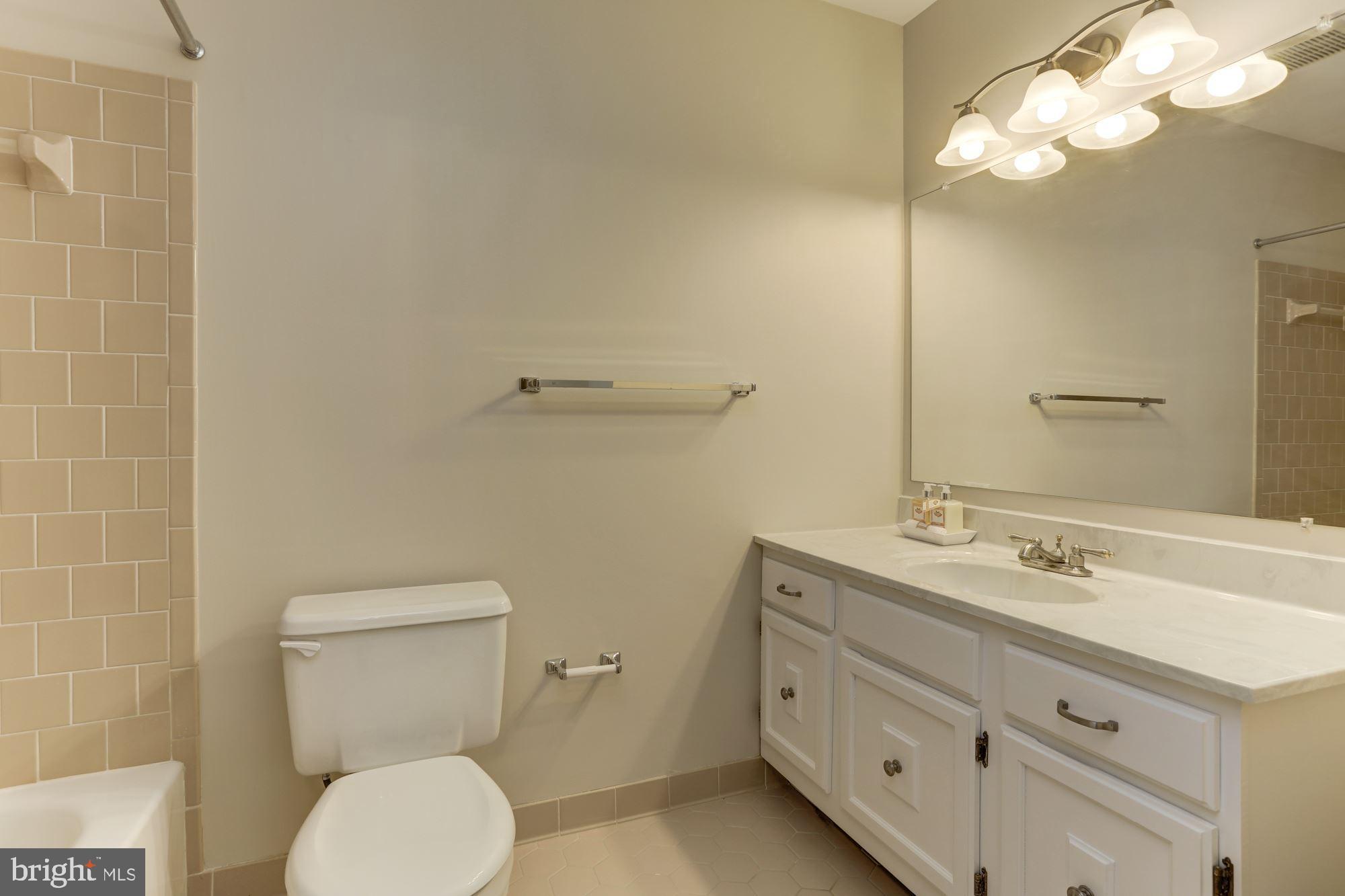 PEACH ORCHARD HEIGHTS - Residential