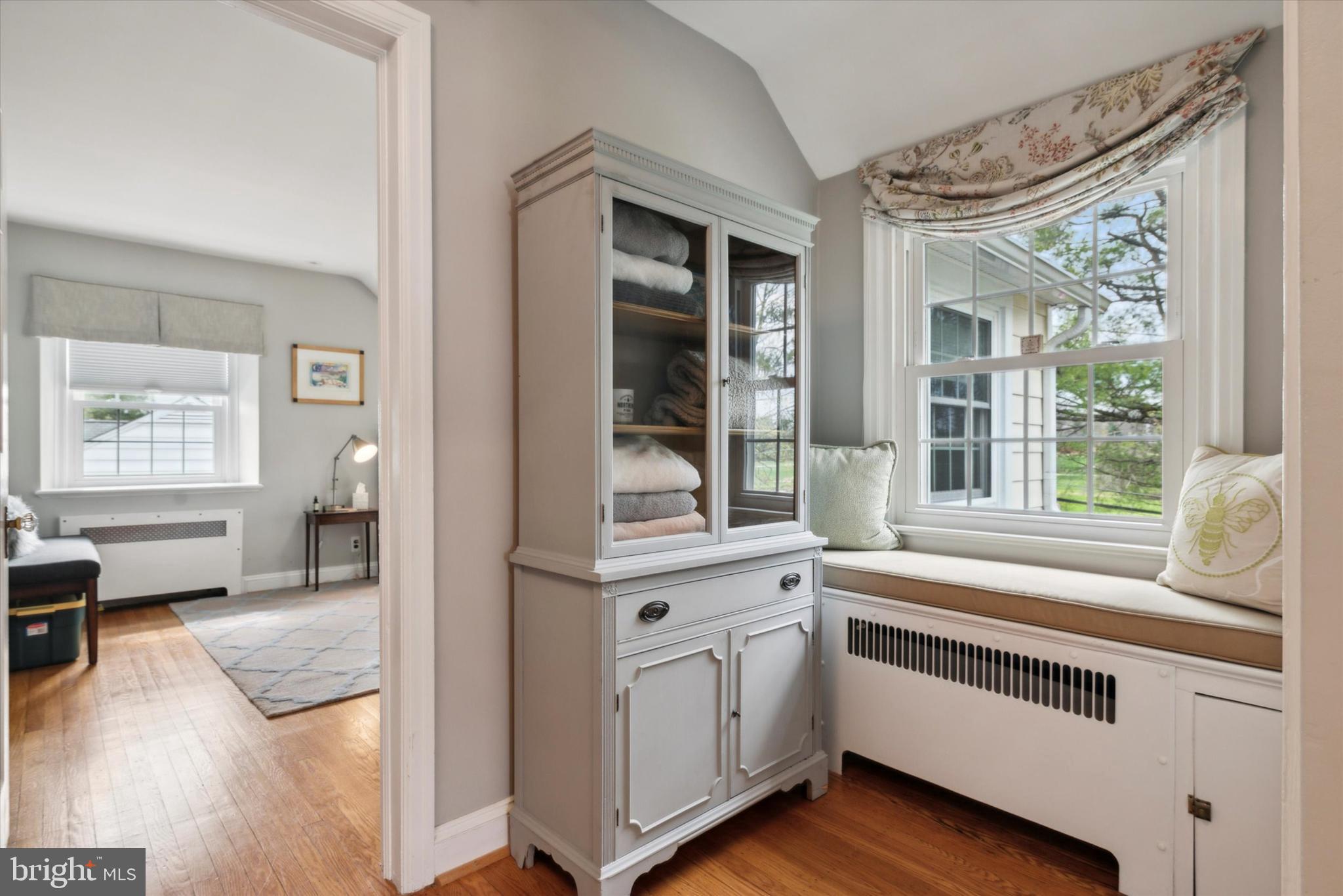 MERION GOLF MANOR - Residential