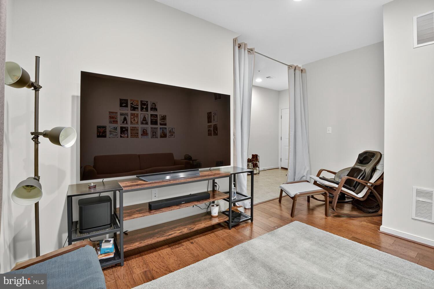 POPLAR RUN - Residential