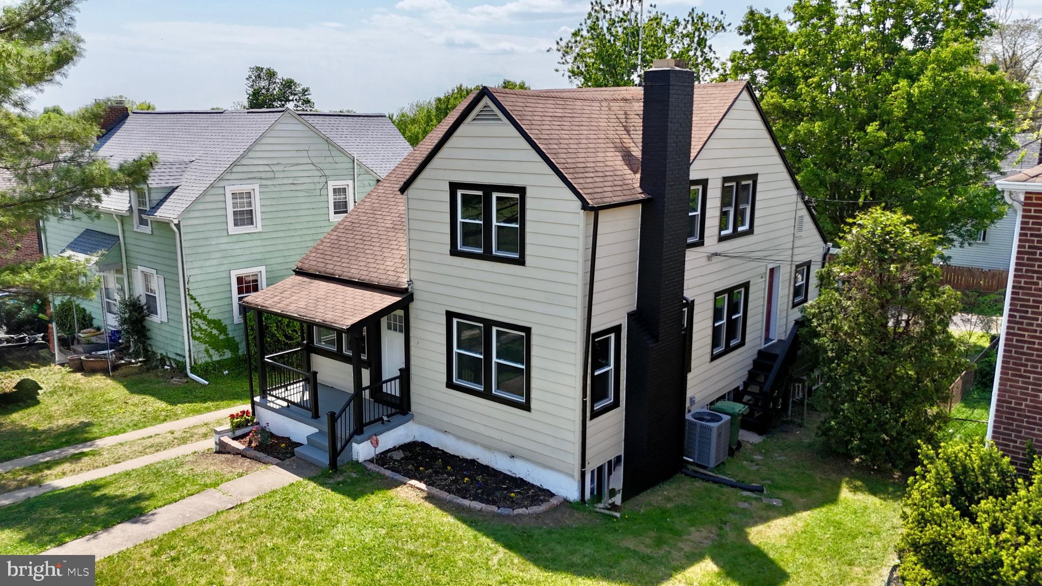 KENSINGTON - Residential Income