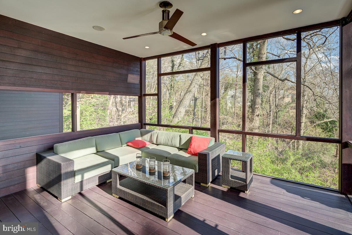GLEN ECHO HEIGHTS - Residential