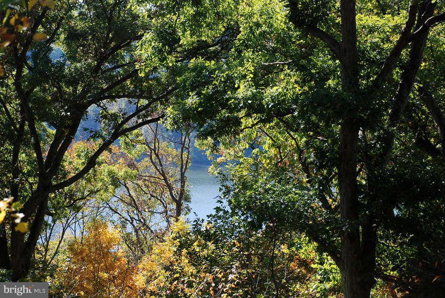 GLEN ECHO HEIGHTS - Residential