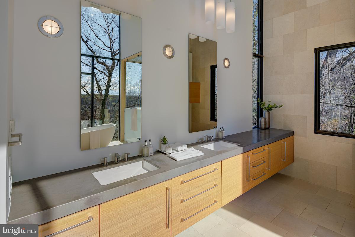 GLEN ECHO HEIGHTS - Residential