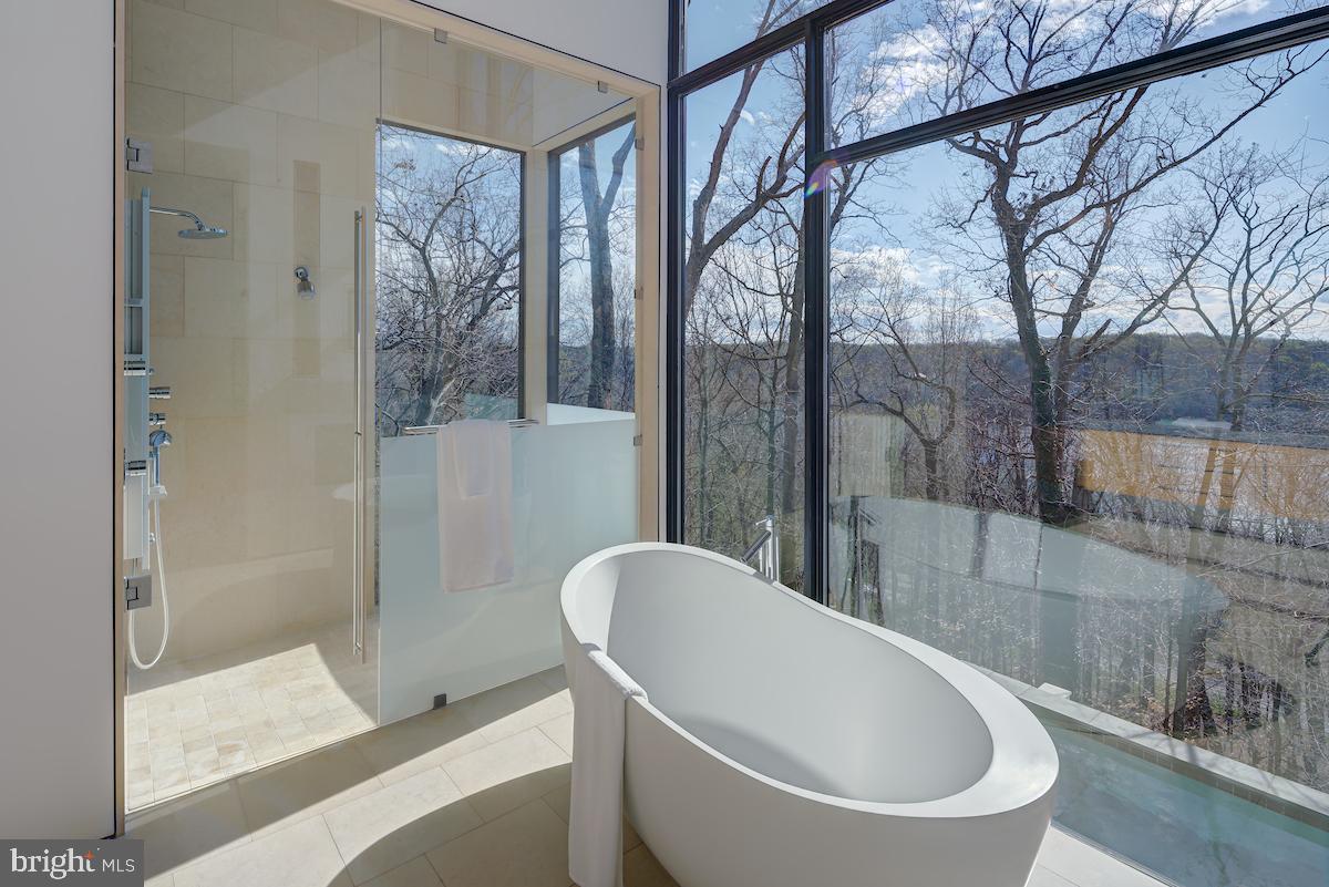 GLEN ECHO HEIGHTS - Residential