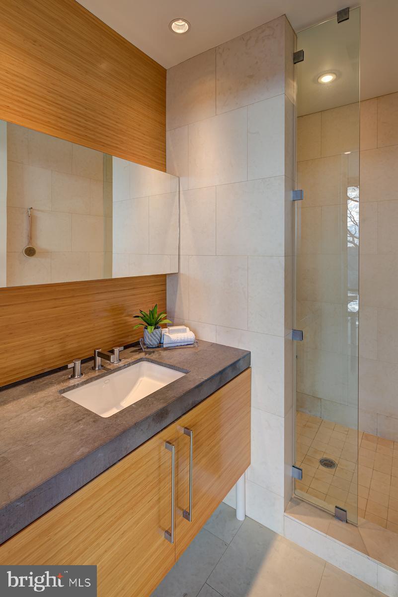 GLEN ECHO HEIGHTS - Residential