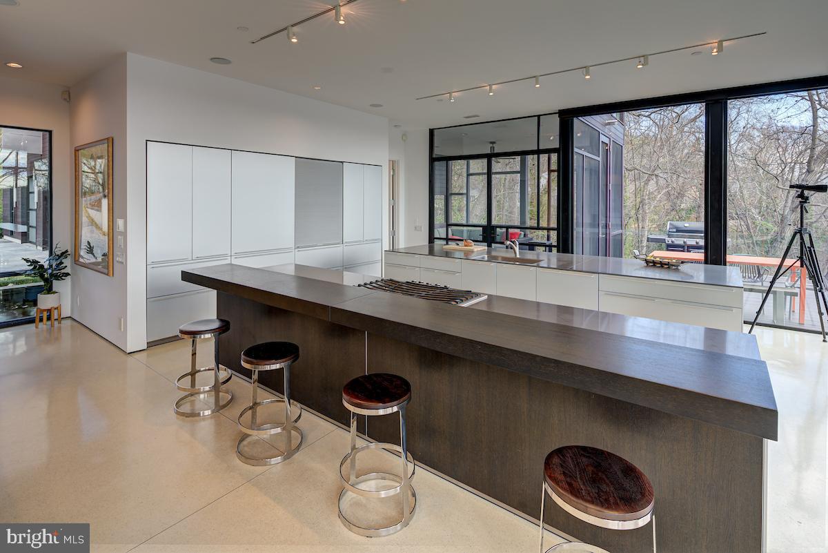 GLEN ECHO HEIGHTS - Residential