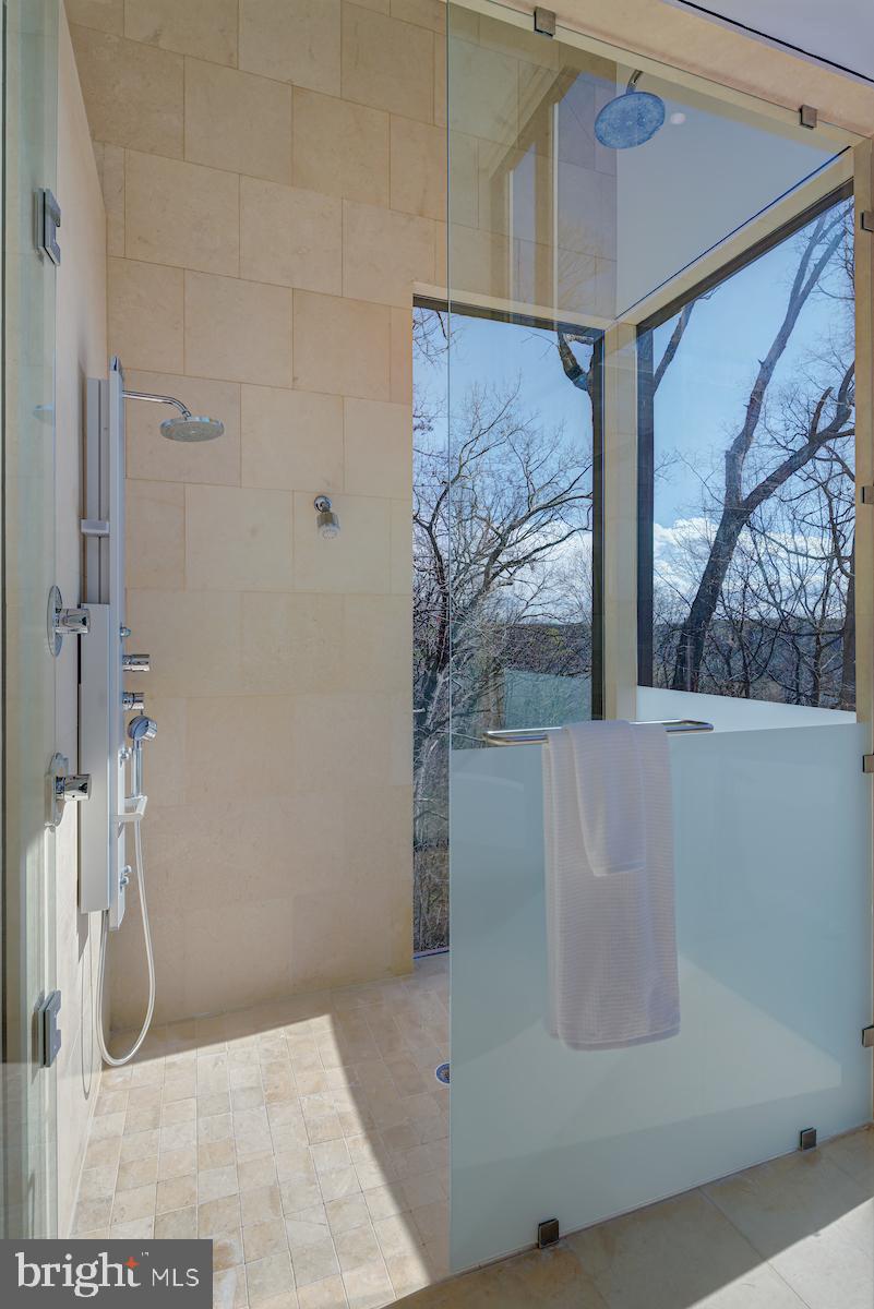 GLEN ECHO HEIGHTS - Residential