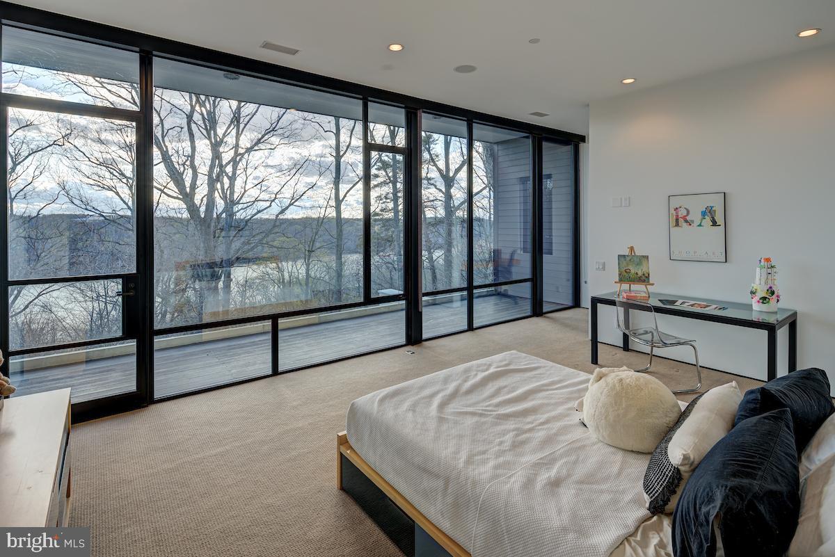 GLEN ECHO HEIGHTS - Residential