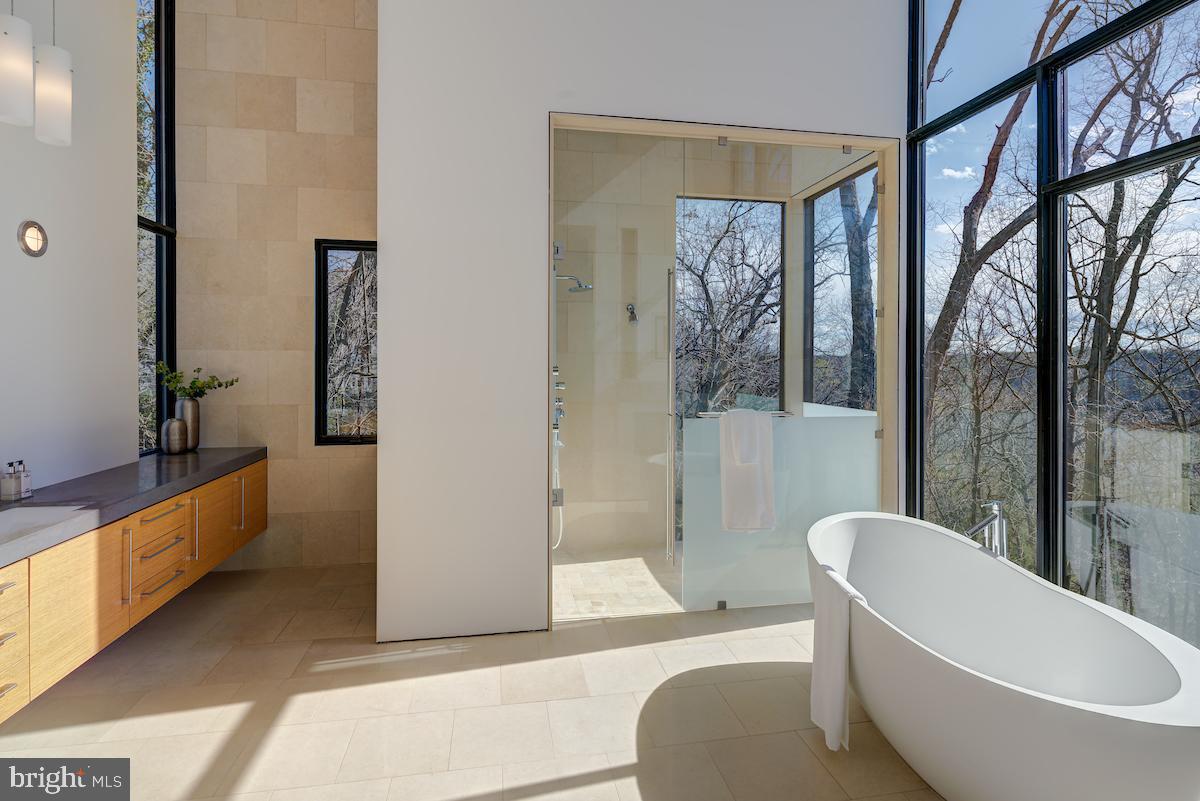 GLEN ECHO HEIGHTS - Residential