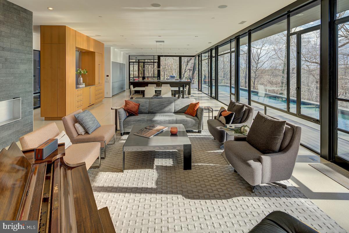 GLEN ECHO HEIGHTS - Residential