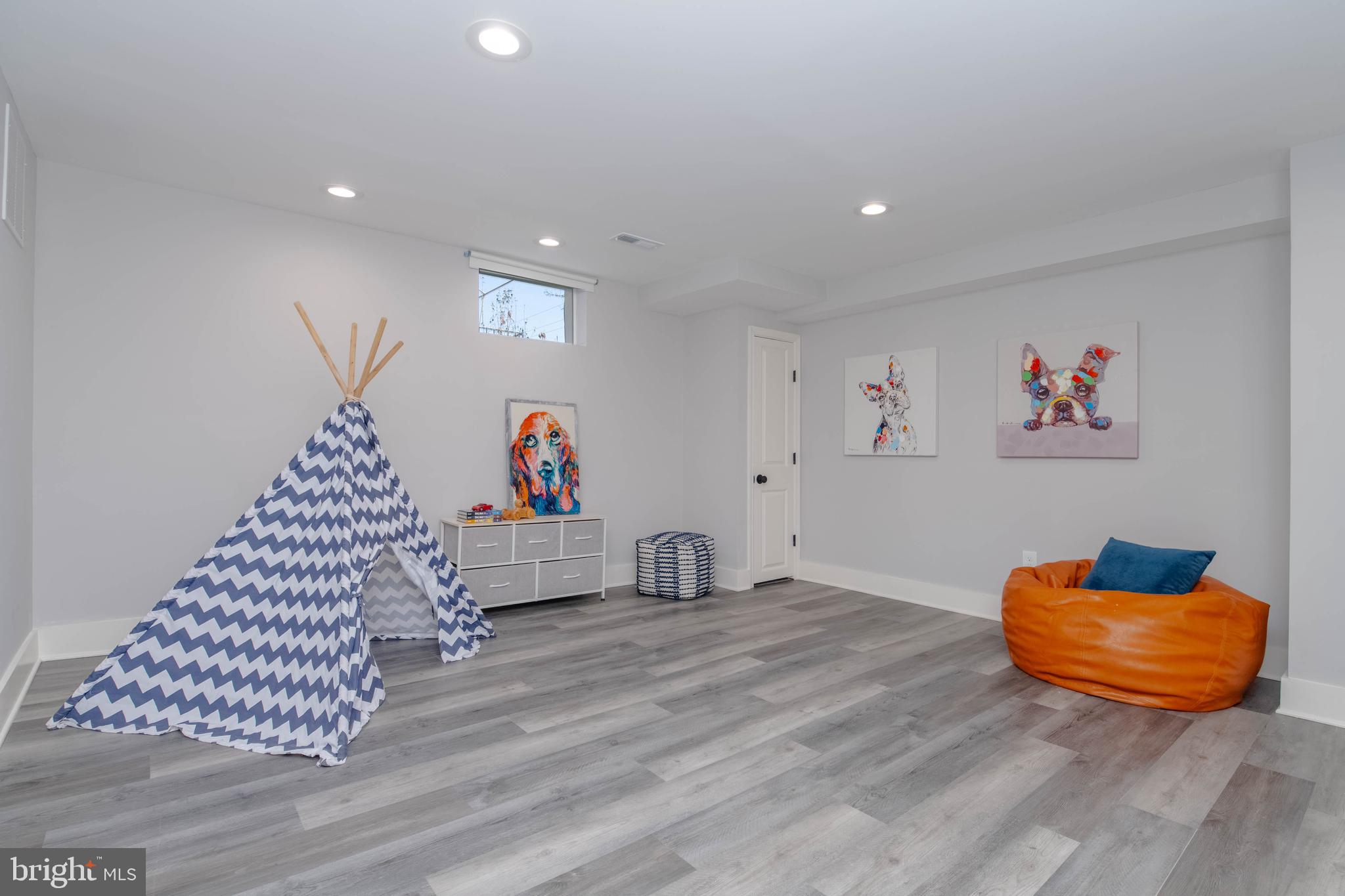 RODGERS FORGE - Residential