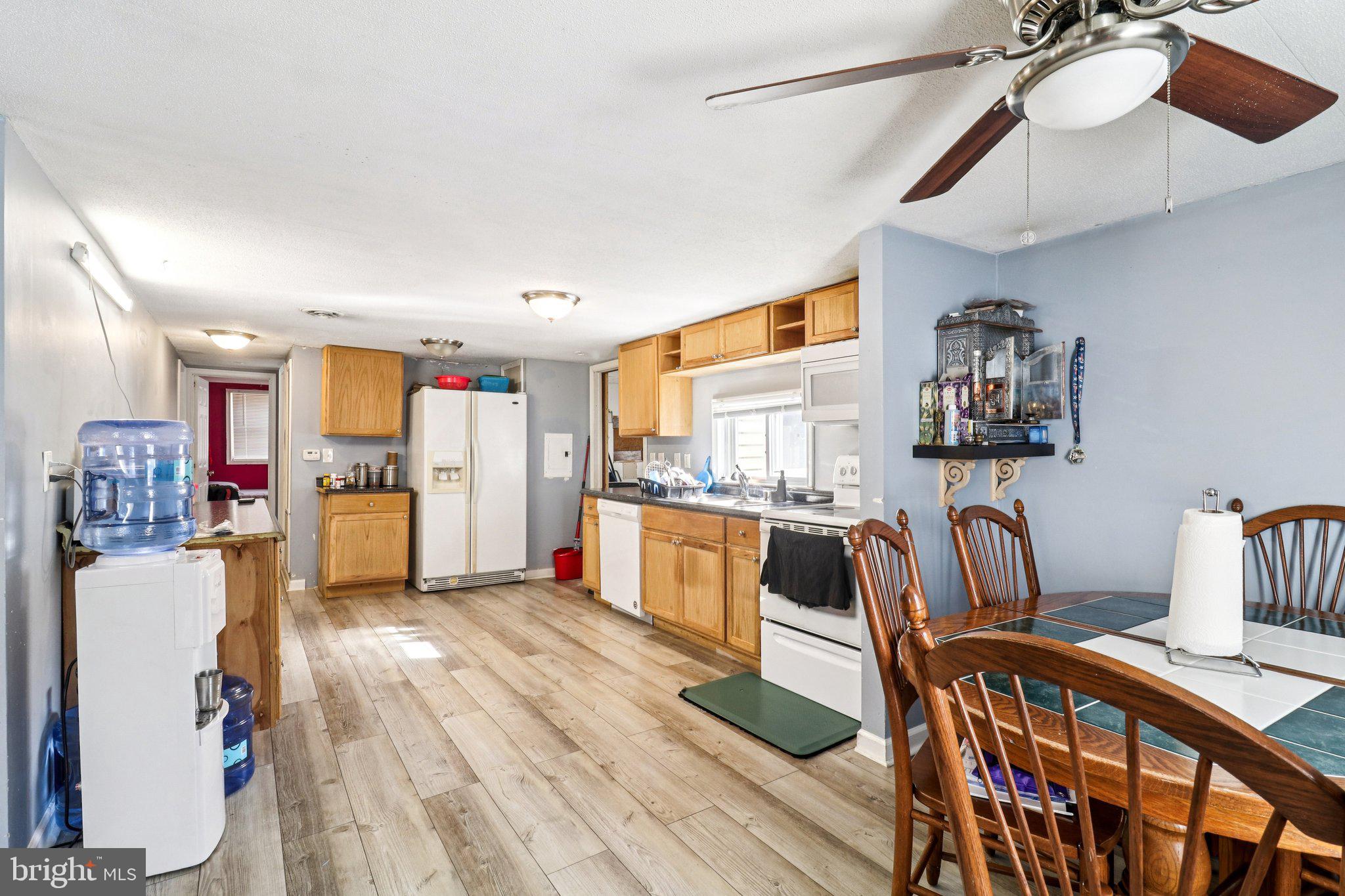 BOONES ESTATES - Residential