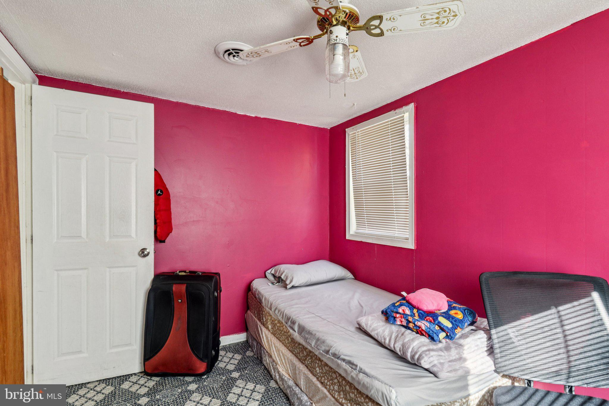 BOONES ESTATES - Residential