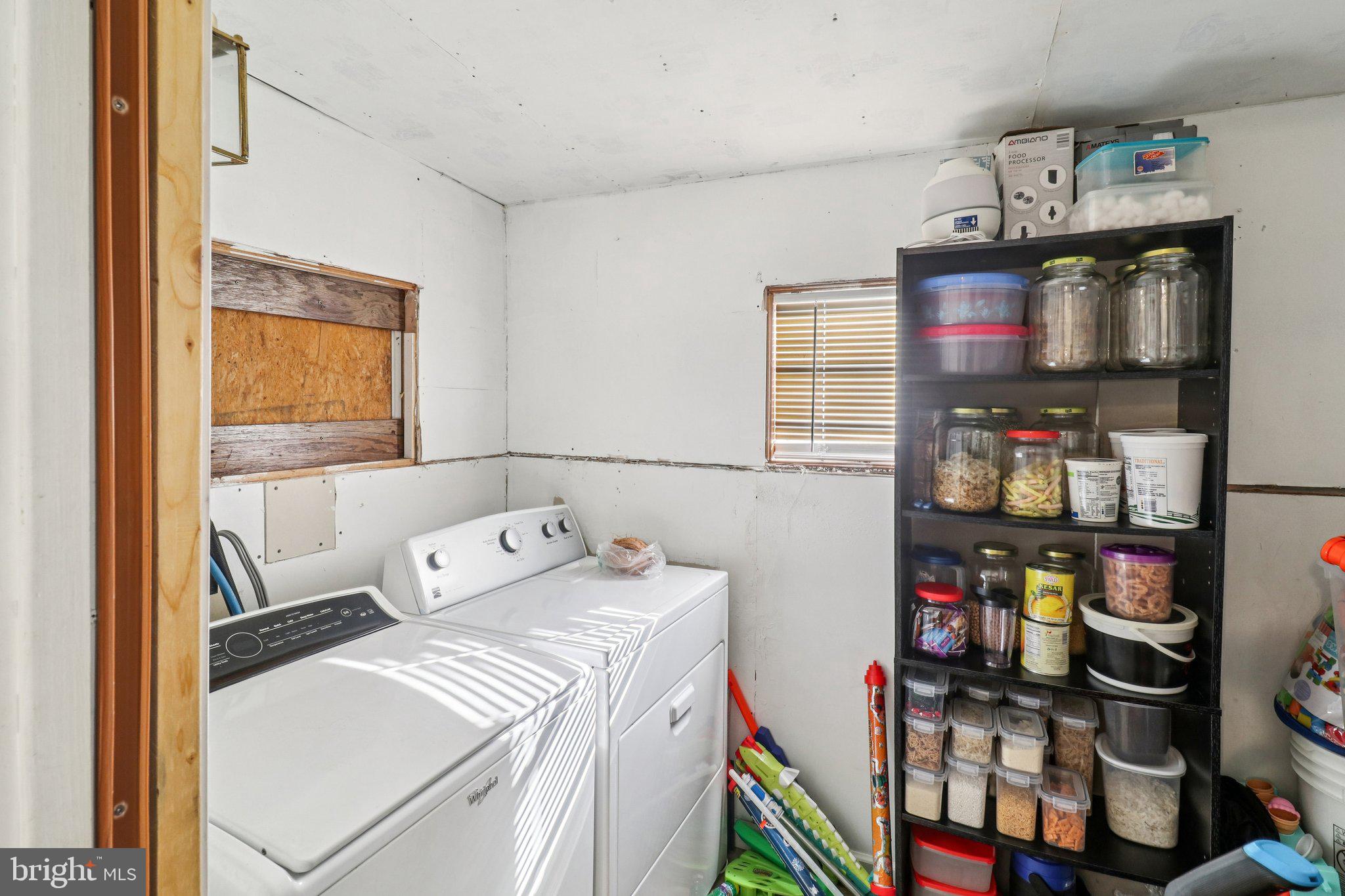 BOONES ESTATES - Residential