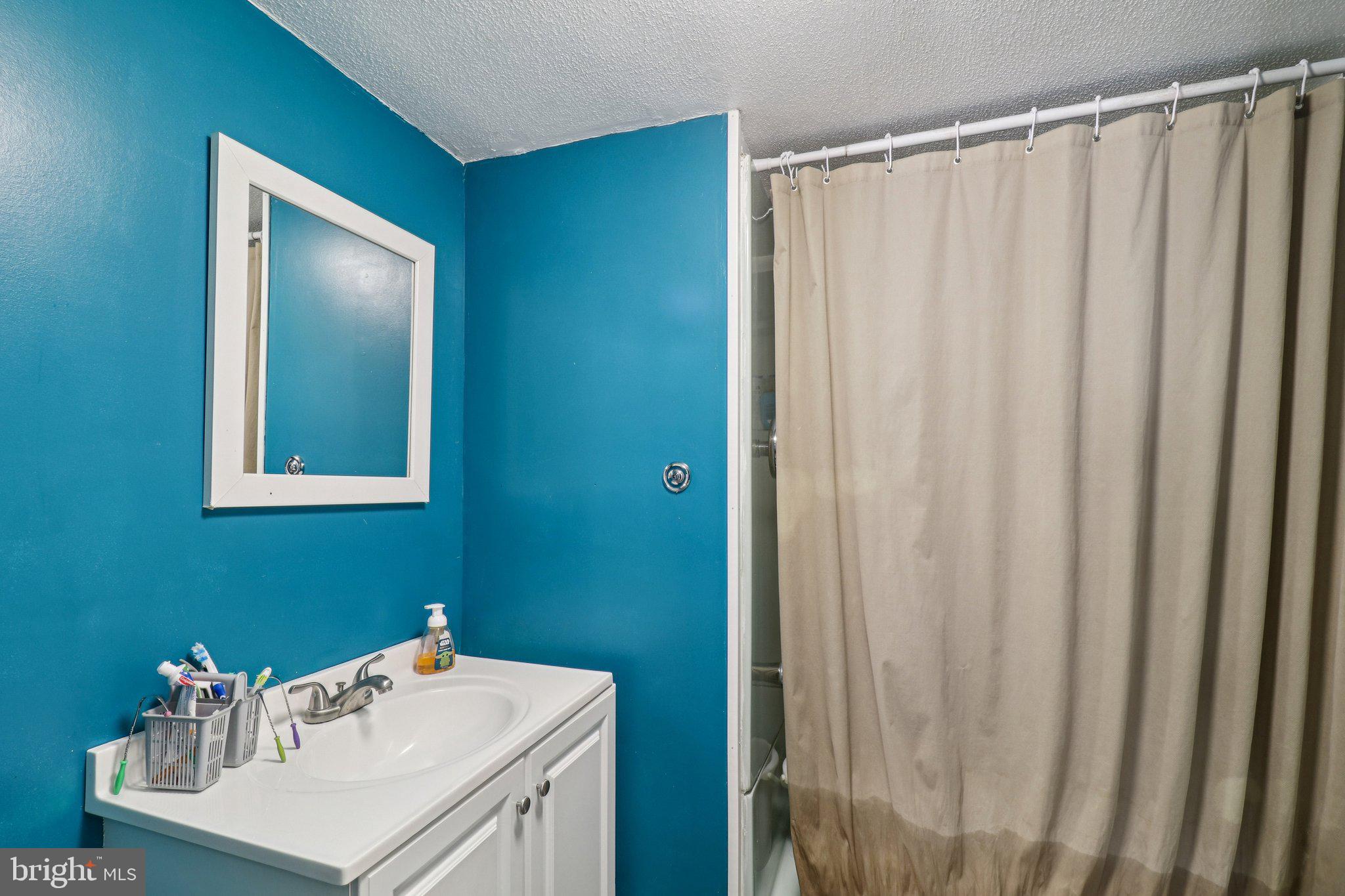 BOONES ESTATES - Residential