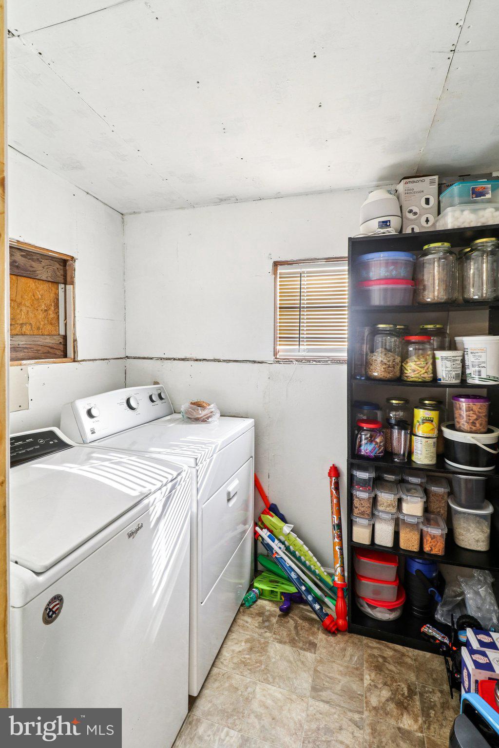 BOONES ESTATES - Residential