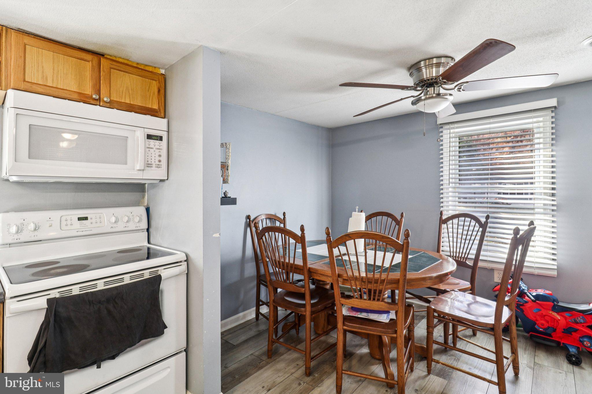 BOONES ESTATES - Residential