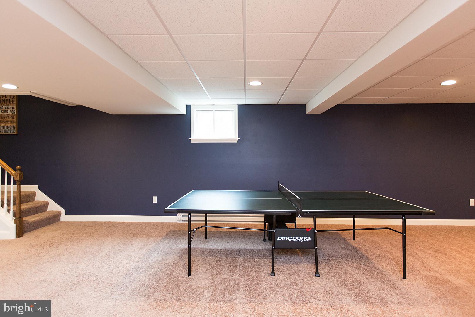 ELMCREST - Residential