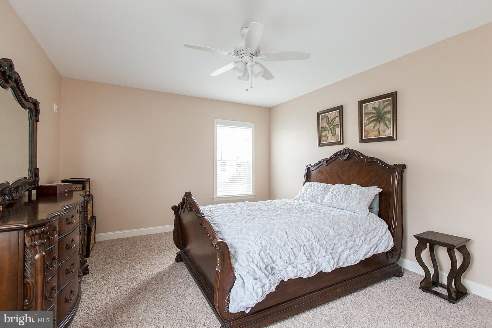 ELMCREST - Residential