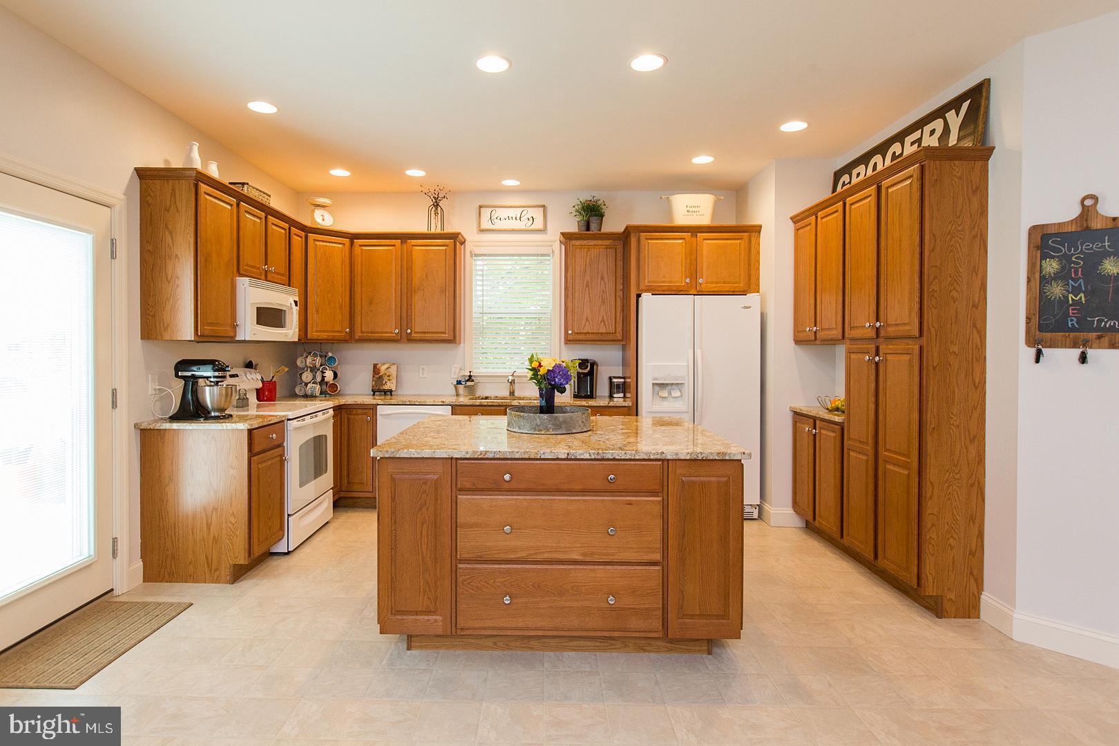 ELMCREST - Residential