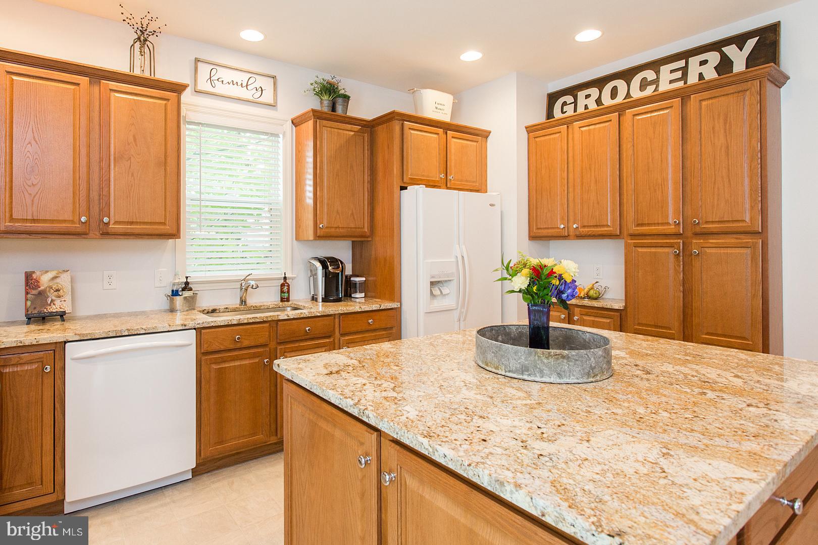 ELMCREST - Residential