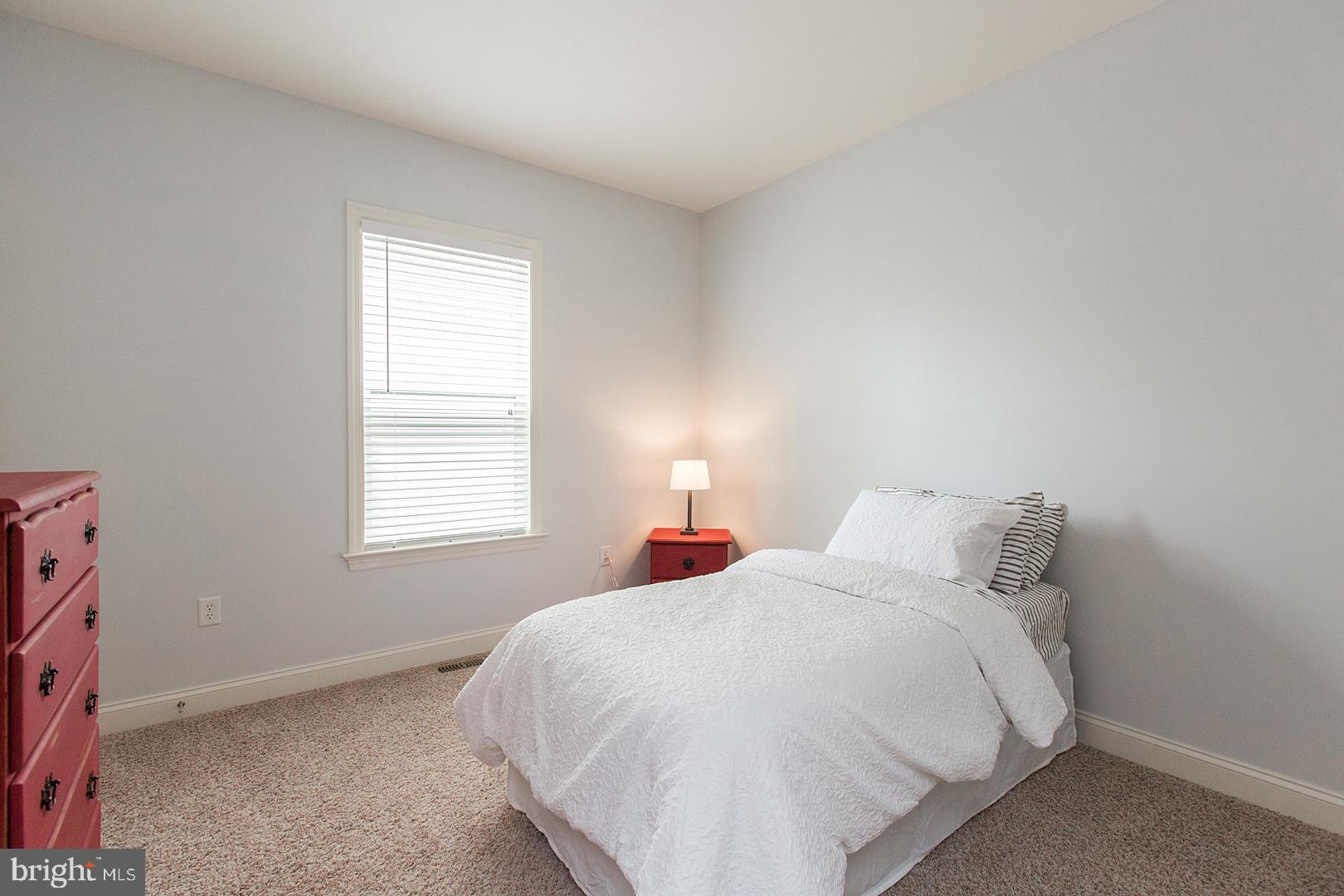 ELMCREST - Residential