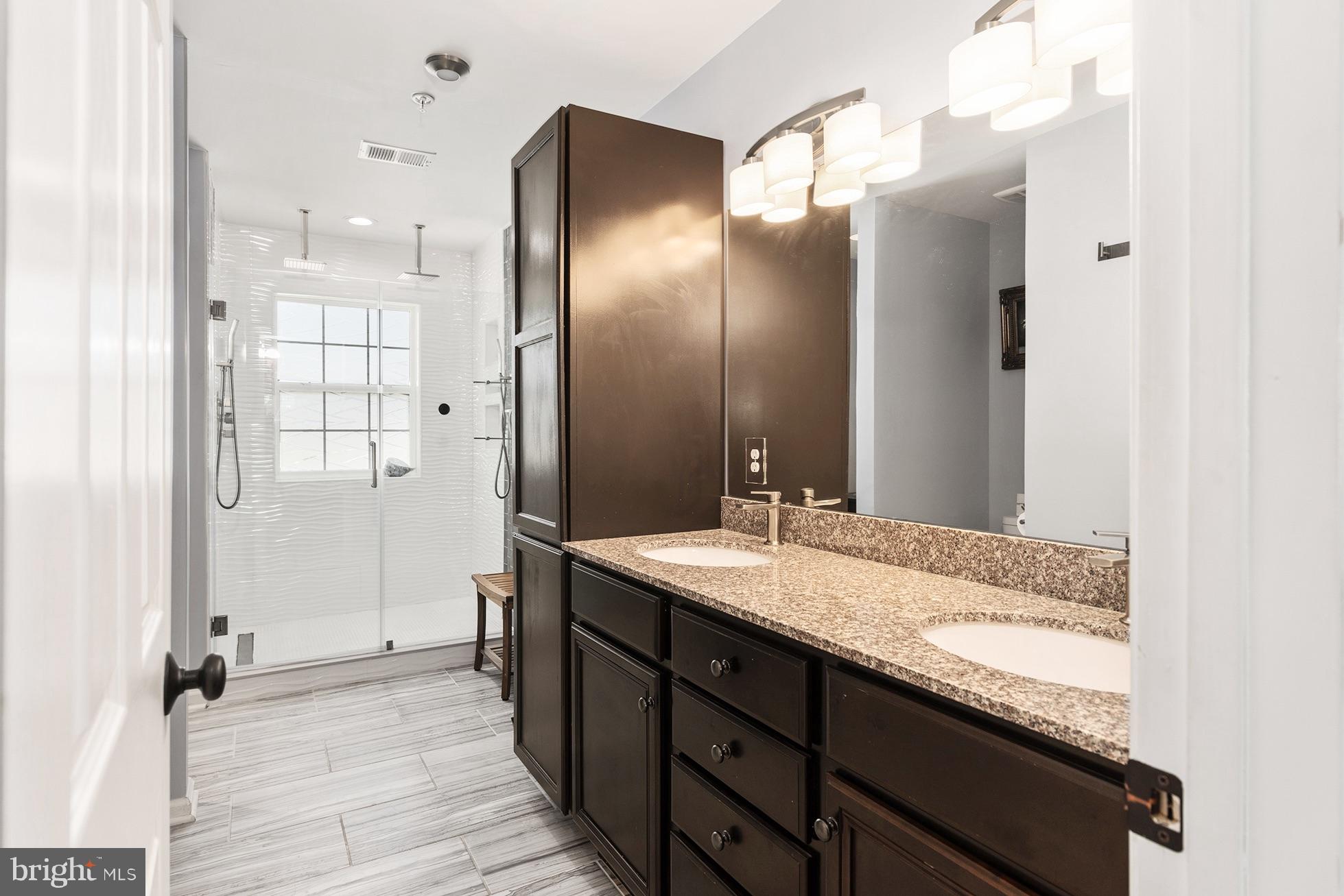 OLDFIELD ACRES - Residential