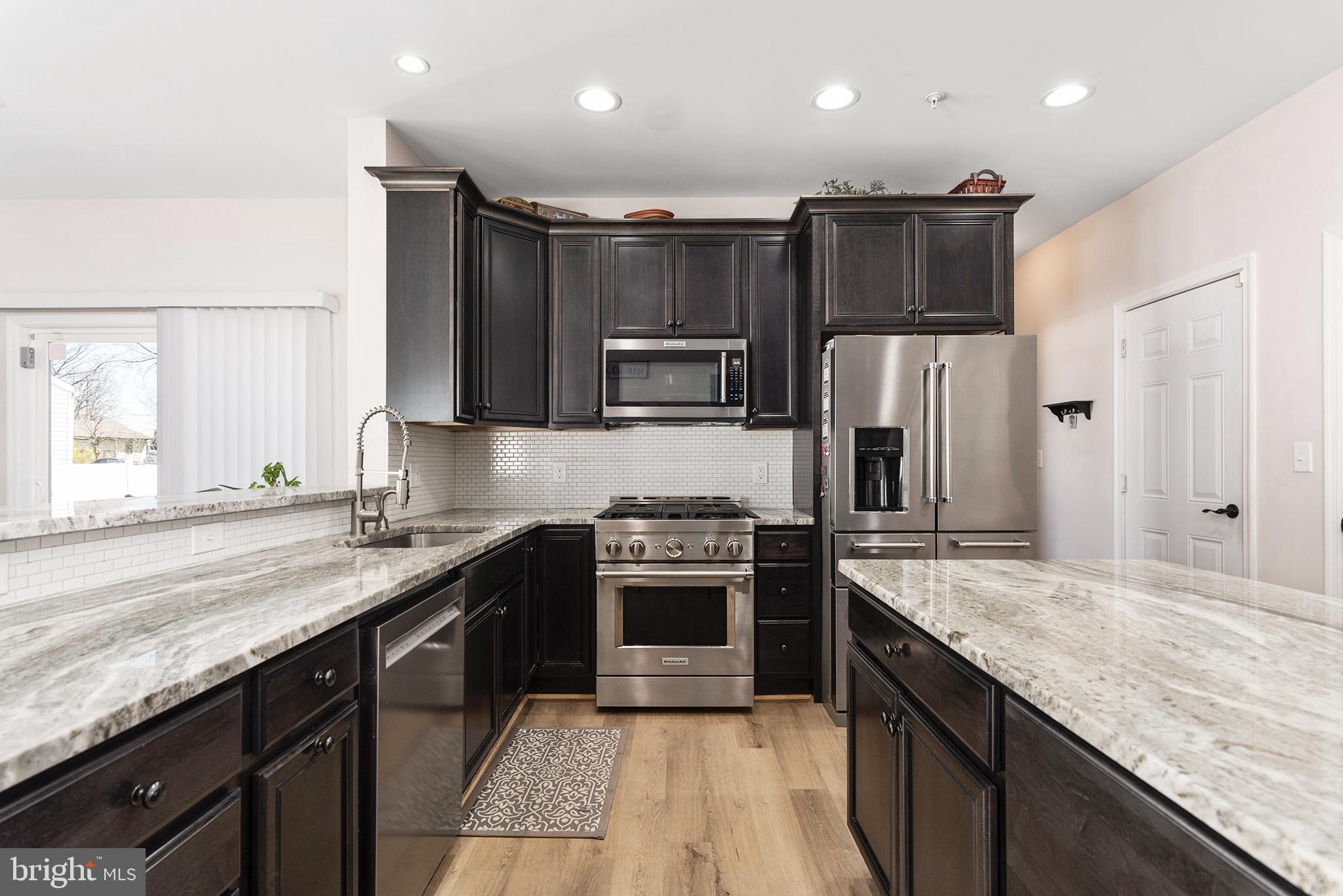 OLDFIELD ACRES - Residential