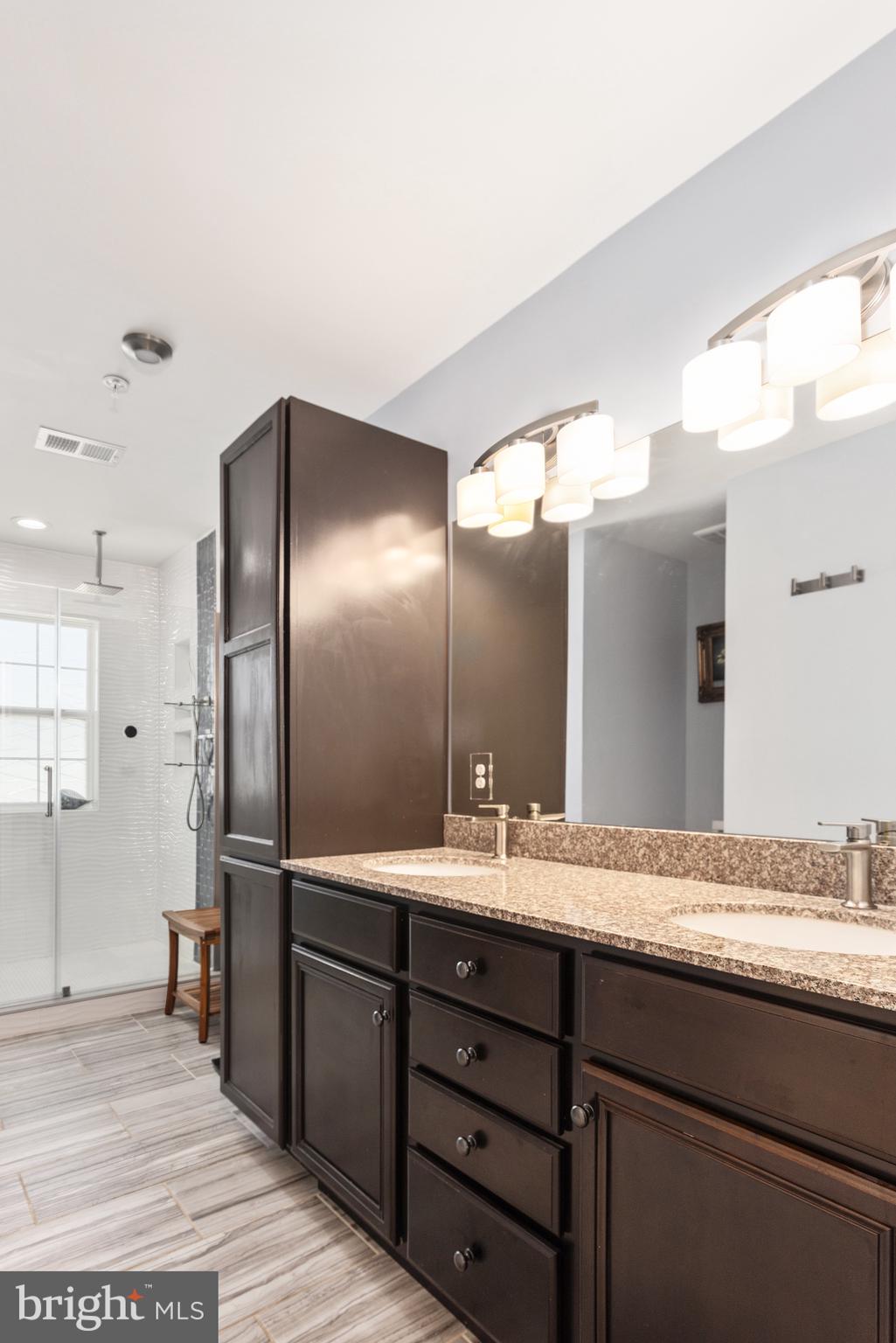 OLDFIELD ACRES - Residential