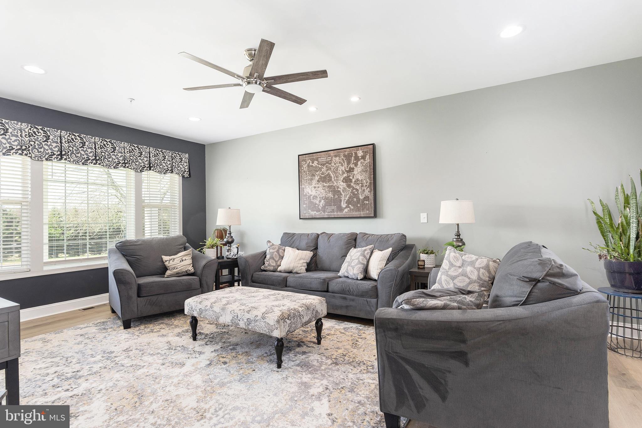 OLDFIELD ACRES - Residential