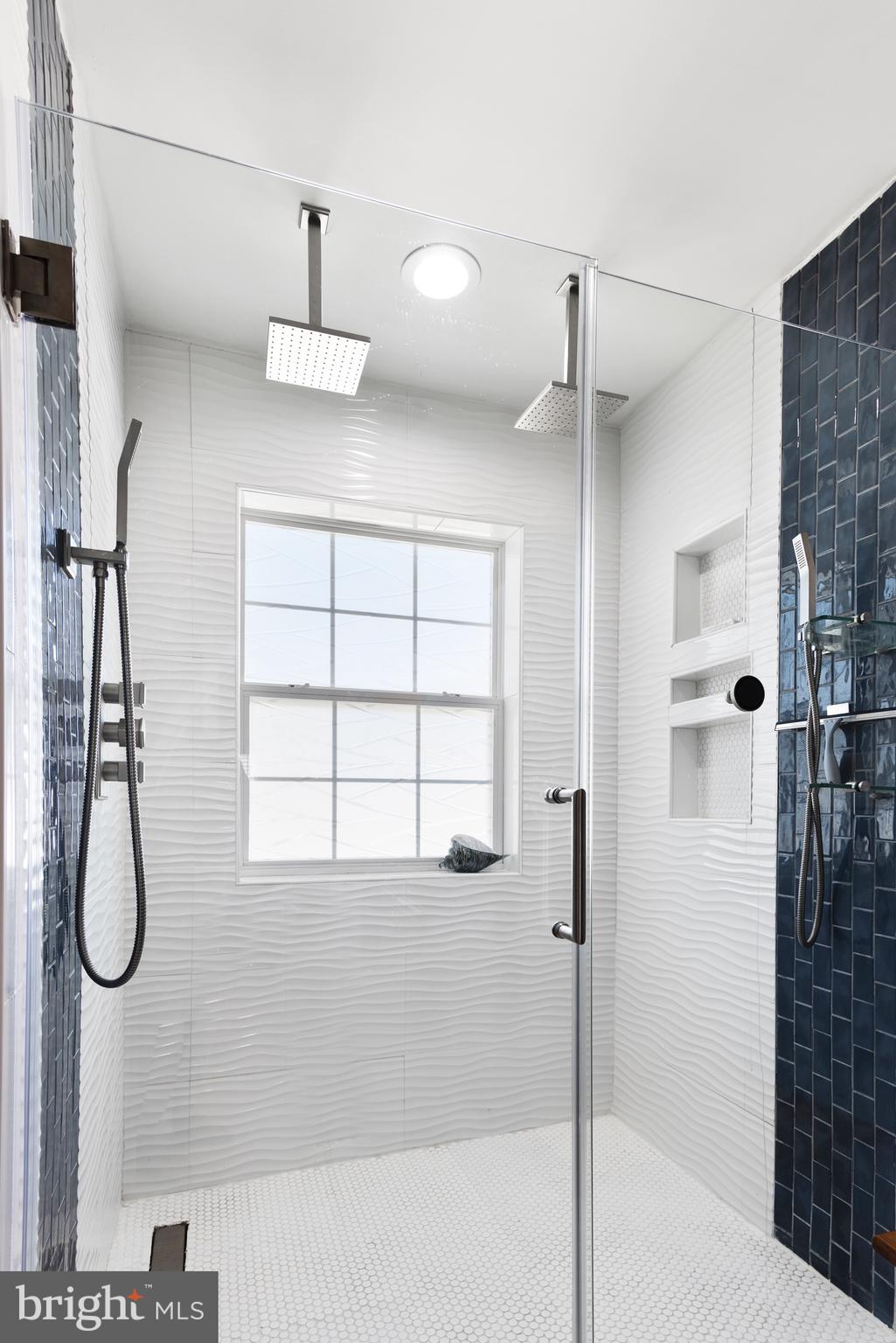 OLDFIELD ACRES - Residential