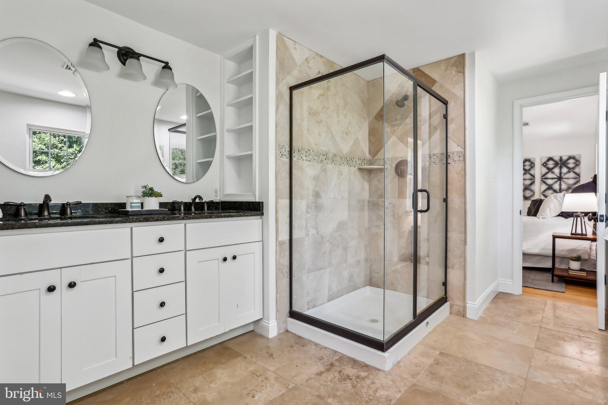 RADNOR HUNT - Residential