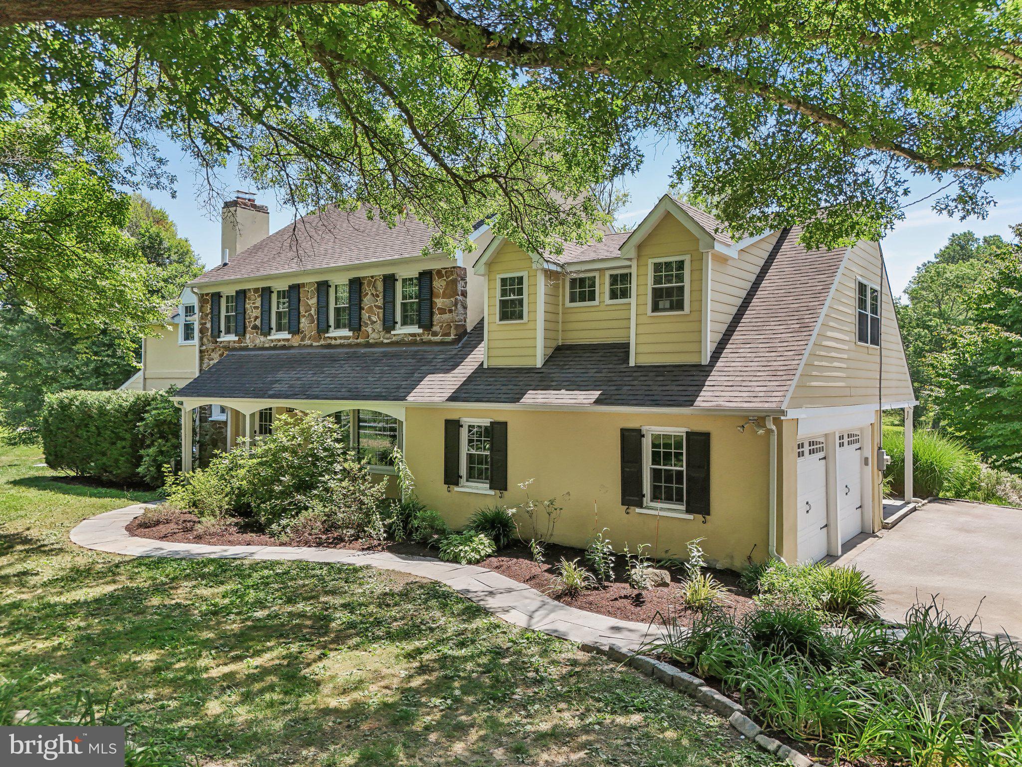 RADNOR HUNT - Residential