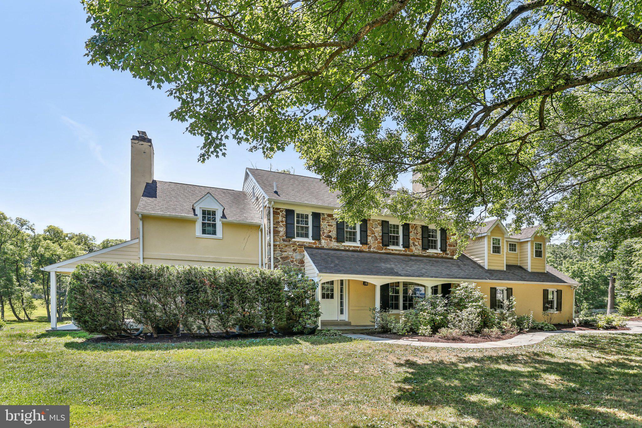 RADNOR HUNT - Residential