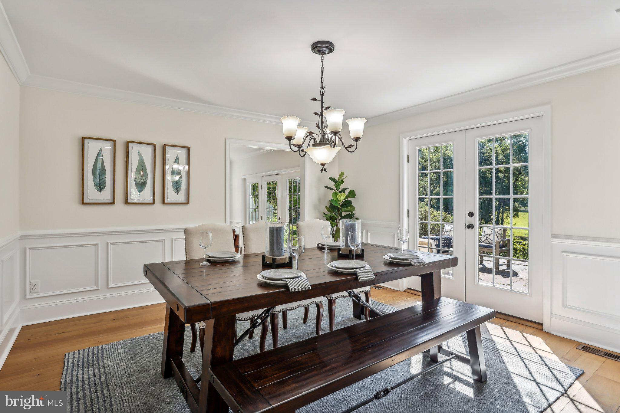 RADNOR HUNT - Residential