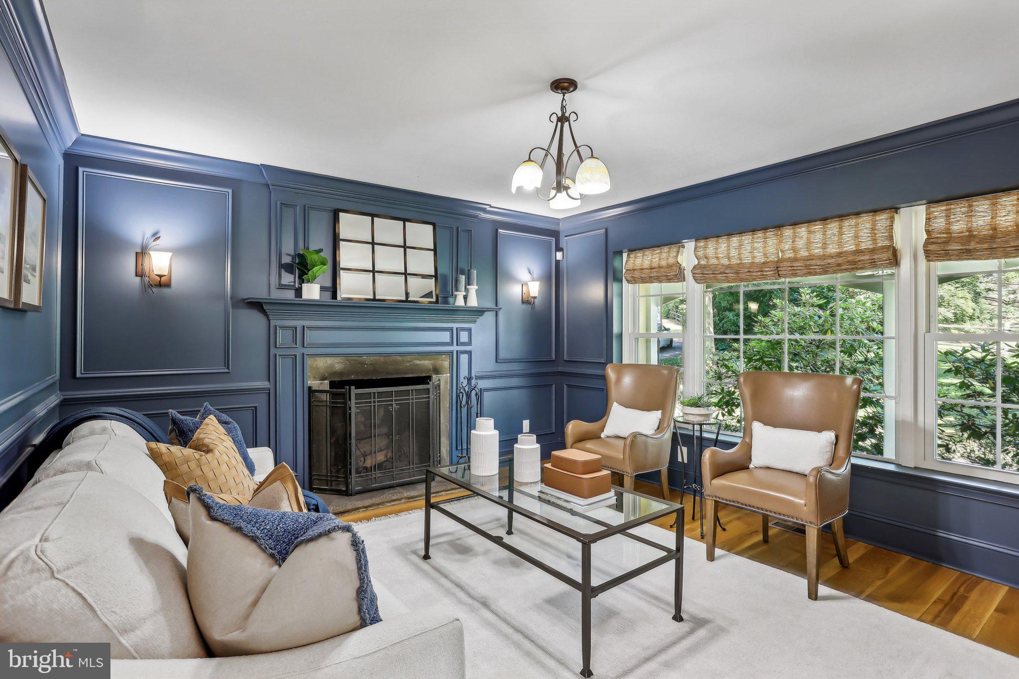 RADNOR HUNT - Residential