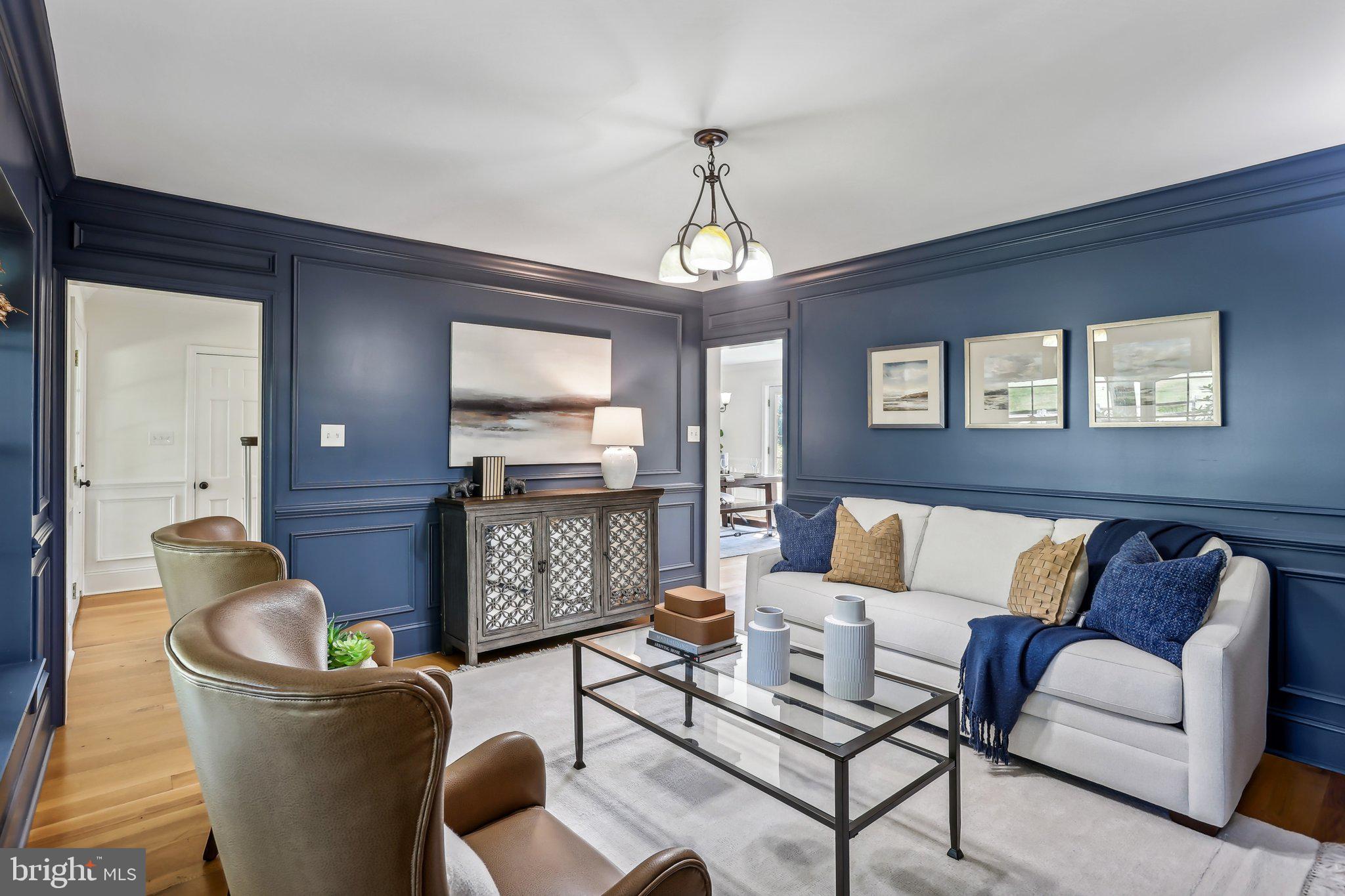 RADNOR HUNT - Residential