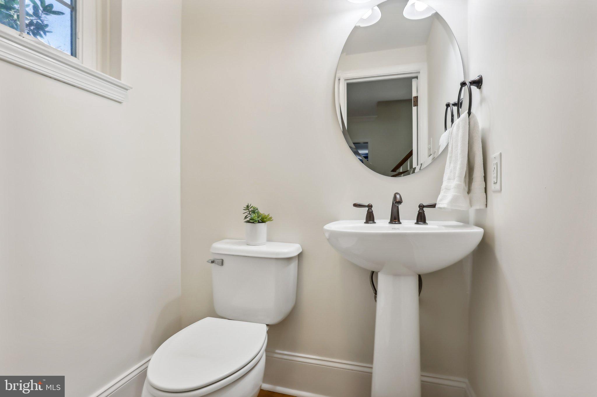 RADNOR HUNT - Residential