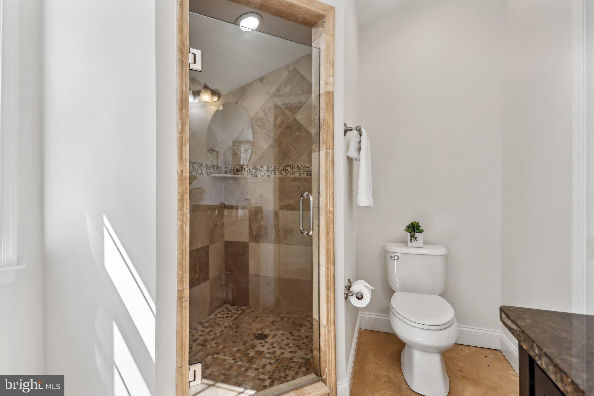 RADNOR HUNT - Residential