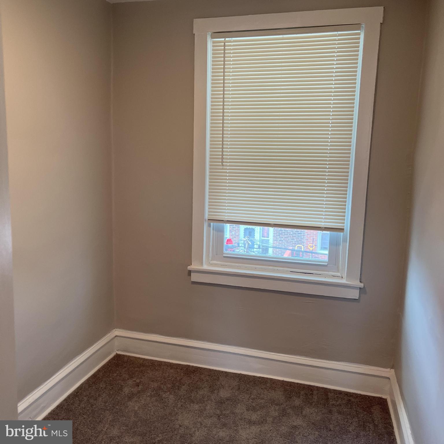 ELMWOOD PARK - Residential