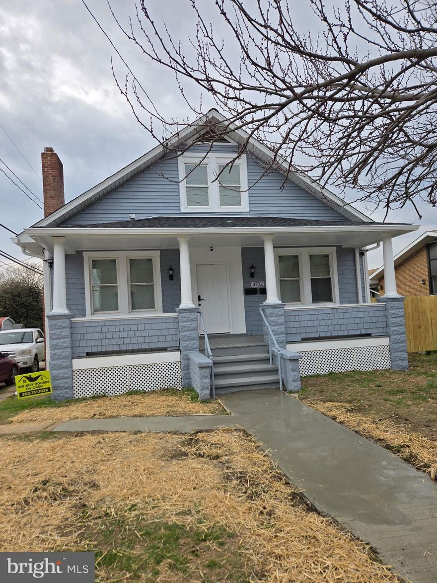 This versatile rental features two completely separate units:

Unit A: 2 Bedrooms, 1 Bathroom – Bright and airy with a spacious living area and full kitchen. 
Price: $1,700

Unit B: 5 Bedrooms, 2 Bathrooms – Cozy and modern with its own kitchen and living space, 
Price: 2,800