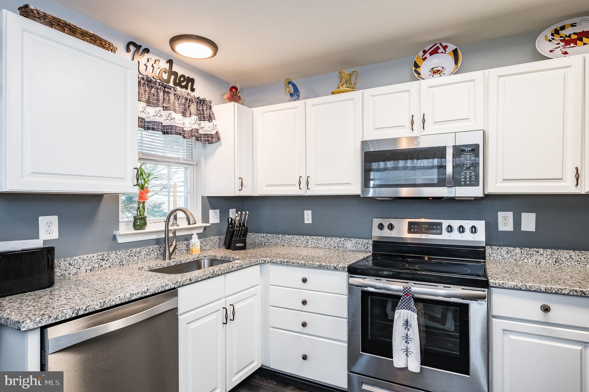 TAYLOR RIDGE CONDOMINIUMS - Residential