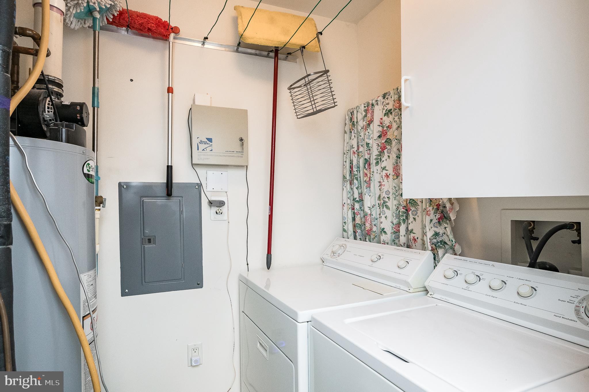 TAYLOR RIDGE CONDOMINIUMS - Residential