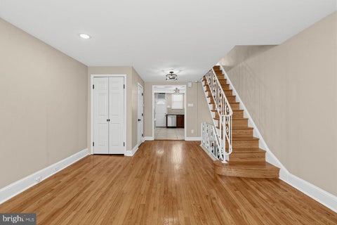 Townhouse For Sale - 2405 S Warnock Street<br/> Philadelphia County, PHILADELPHIA, PA 19148
