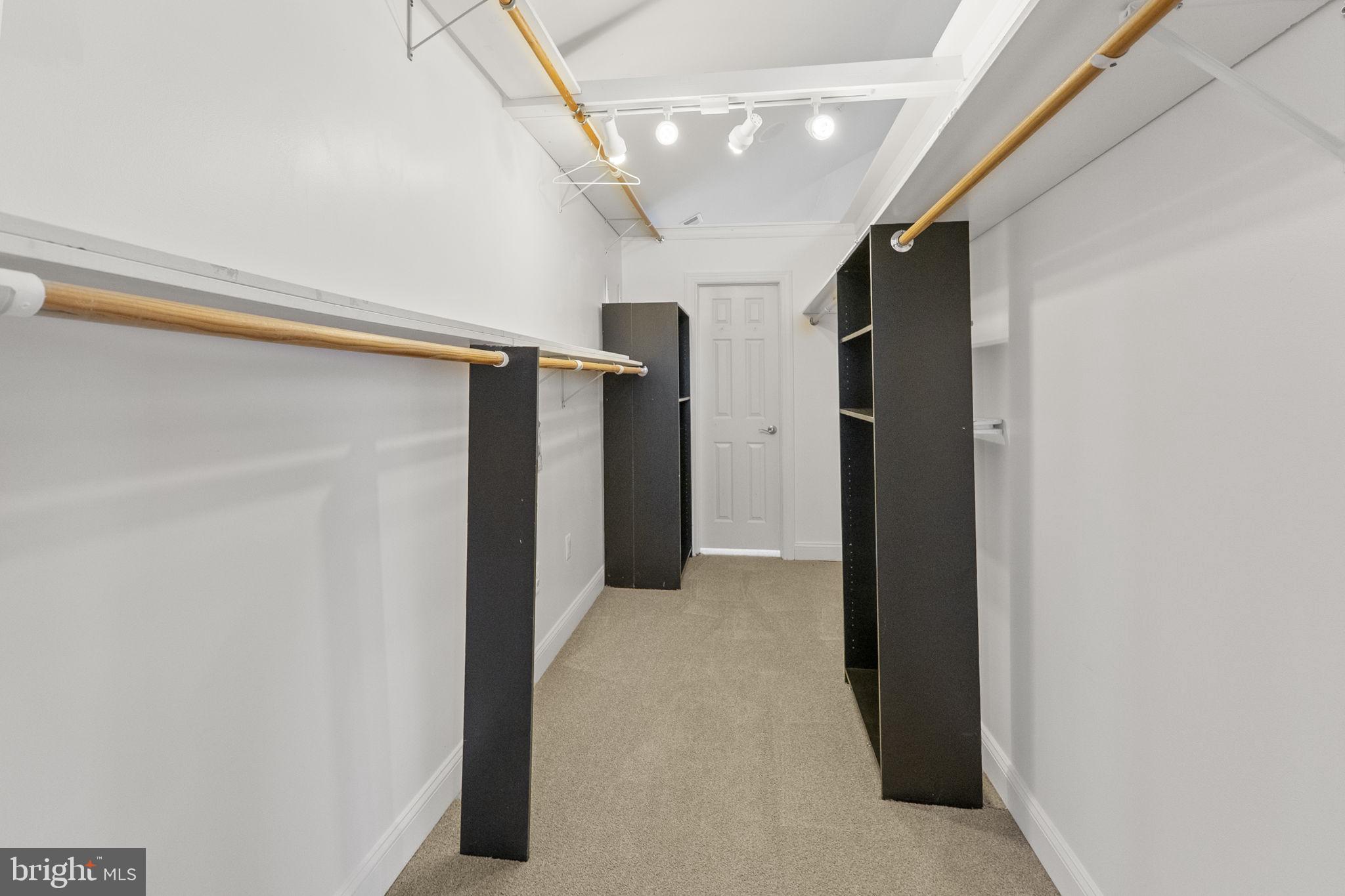 SCHAEFFER FARM - Residential