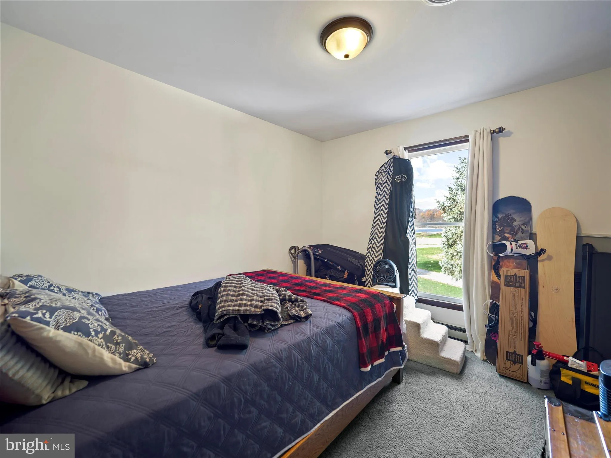 Shippensburg, Pennsylvania 17257, United States, ,Commercial,Active,242288