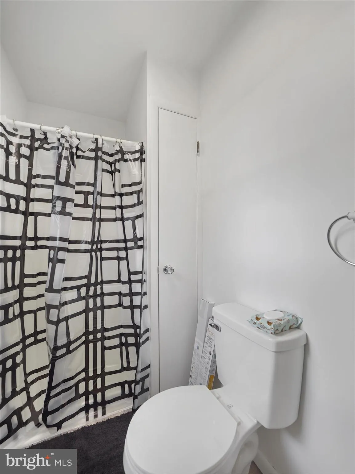 Shippensburg, Pennsylvania 17257, United States, ,Commercial,Active,242288