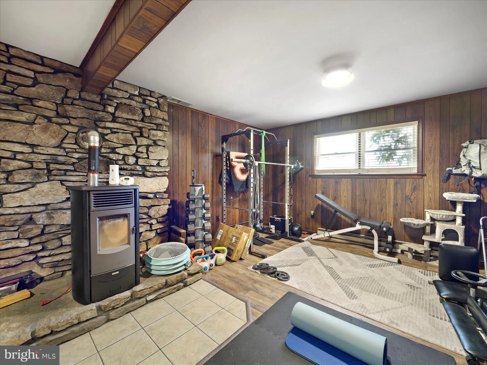 Shippensburg, Pennsylvania 17257, United States, ,Commercial,Active,242288