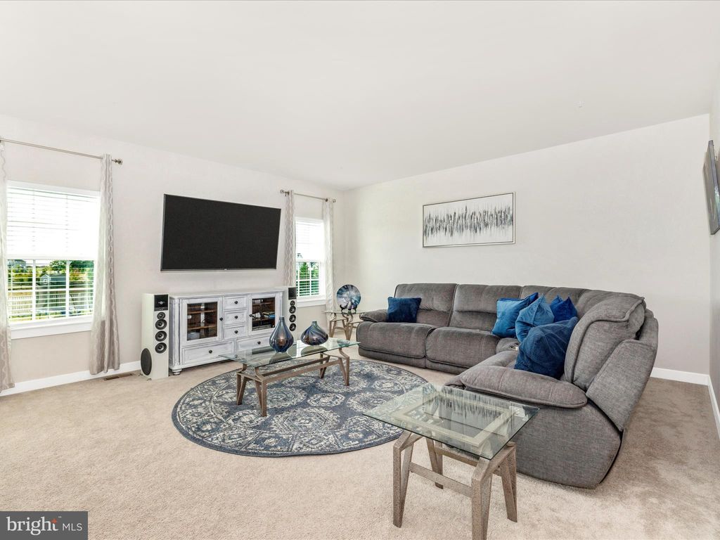 Photo of 207 Bellgate Court, WALKERSVILLE, MD 21793 (MLS # MDFR2069794)