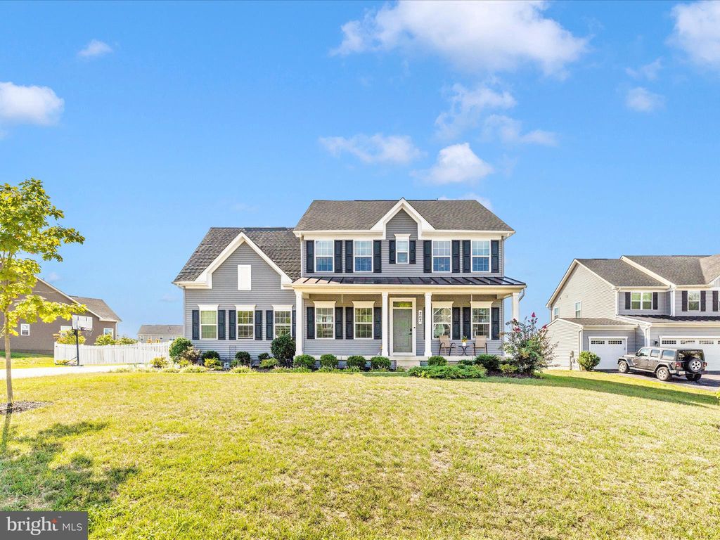 Photo of 207 Bellgate Court, WALKERSVILLE, MD 21793 (MLS # MDFR2069794)